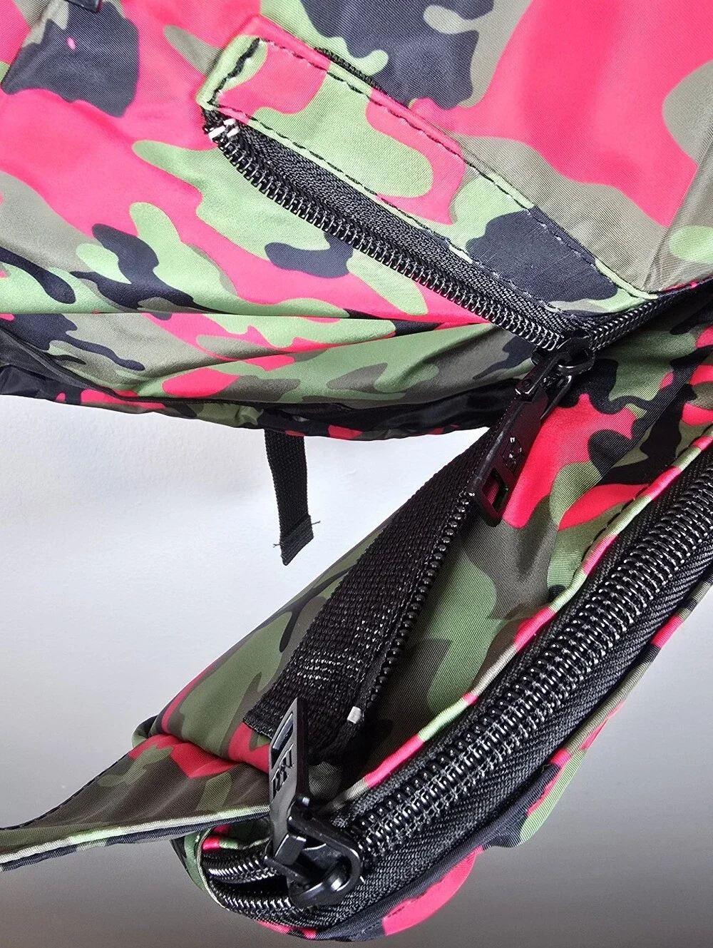 NWT Badgley Mischka Camo Nylon Backpack With Detachable Pocket Bag Gym School
